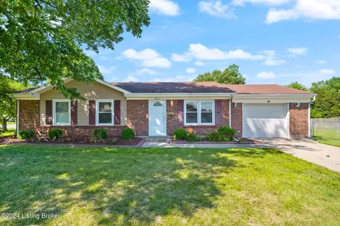 2611 Marguerite Dr, Louisville, KY 40216