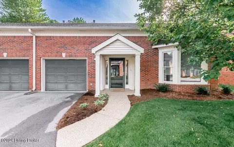 314 Westgate Terrace Ct, Louisville, KY 40207
