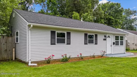 4716 Palma Rd, Louisville, KY 40272