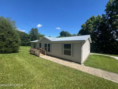 5290 Battletown Rd, Brandenburg, KY 40108