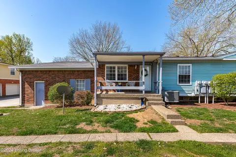 3011 Treeview Ct, Louisville, KY 40214