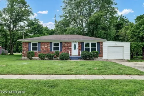 5114 Mediterranean Ct, Louisville, KY 40219