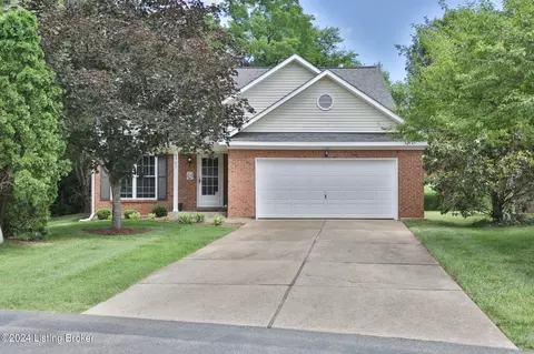 8903 Harmony Pl Ct, Louisville, KY 40242