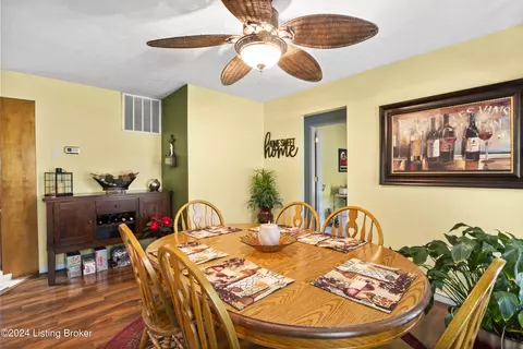 Dining - 148 Smith Rd, Brooks, KY 40109 photo 2 of 6