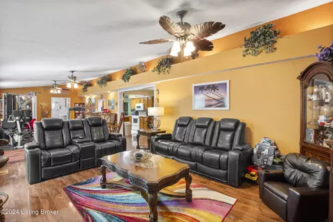 Living - 148 Smith Rd, Brooks, KY 40109 photo 8 of 8