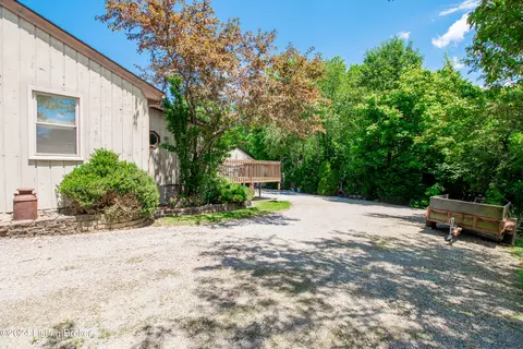 Exterior - 148 Smith Rd, Brooks, KY 40109 photo 11 of 12