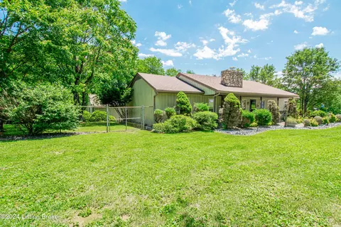 Exterior - 148 Smith Rd, Brooks, KY 40109 photo 10 of 12