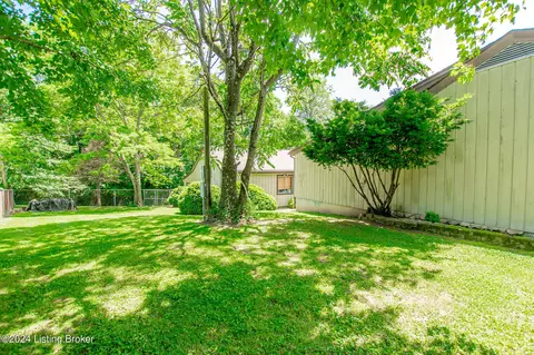 Exterior - 148 Smith Rd, Brooks, KY 40109 photo 9 of 12