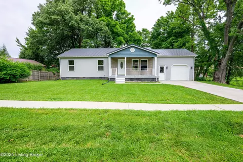 699 Park Ln, Radcliff, KY 40160