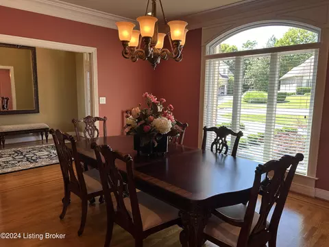 Dining - 12733 Crestmoor Cir, Prospect, KY 40059 photo 2 of 2
