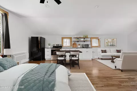 Bedroom - 4812 Lagrange Rd, Smithfield, KY 40068 photo 5 of 5
