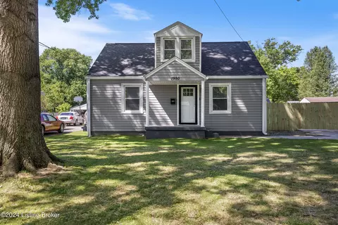 1950 Lewiston Dr, Louisville, KY 40216