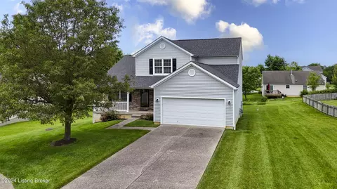 1105 Cherrywood Ct, La Grange, KY 40031