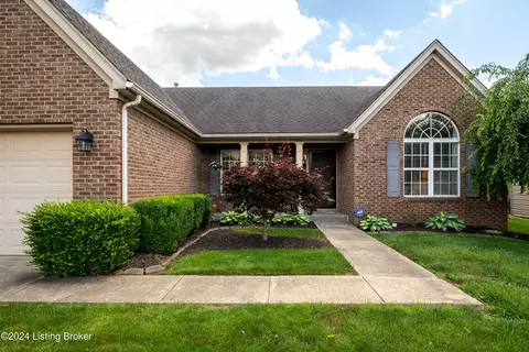 10939 Symington Cir, Louisville, KY 40241