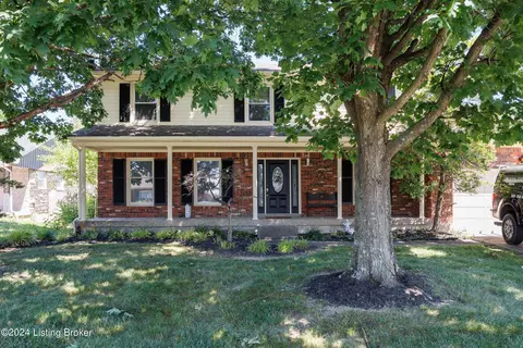 411 Old Towne Rd, Louisville, KY 40214