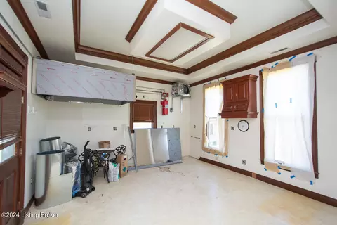 Undisclosed, Shepherdsville, KY 40165 photo 18