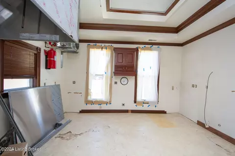 Undisclosed, Shepherdsville, KY 40165 photo 20