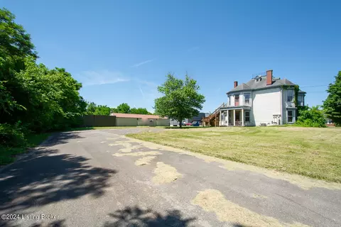 Undisclosed, Shepherdsville, KY 40165 photo 49