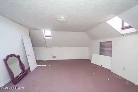 Undisclosed, Shepherdsville, KY 40165 photo 41