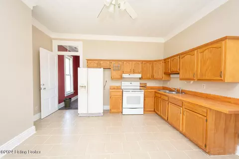 Undisclosed, Shepherdsville, KY 40165 photo 27