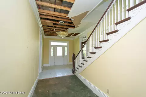 Undisclosed, Shepherdsville, KY 40165 photo 9