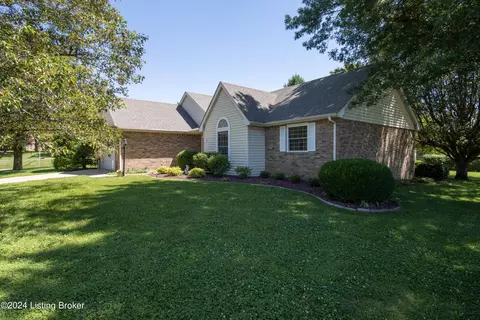 311 Crabapple Dr, Elizabethtown, KY 42701