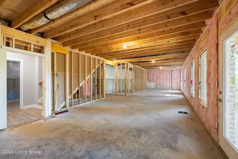 376 Bluffs Edge Dr, Mount Washington, KY 40047 photo 61
