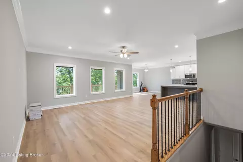 376 Bluffs Edge Dr, Mount Washington, KY 40047 photo 31