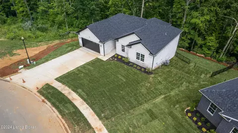 376 Bluffs Edge Dr, Mount Washington, KY 40047 photo 8