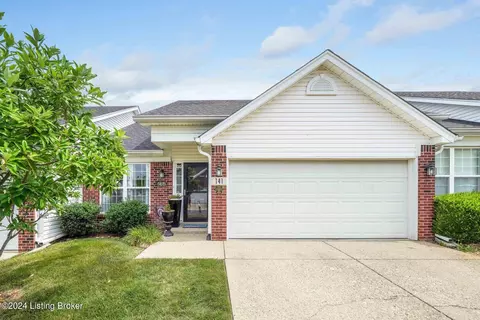 141 Charlton Wynde Dr, Louisville, KY 40245