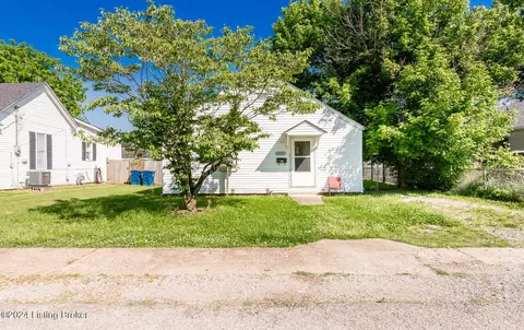 1110 Mulberry St, West Point, KY 40177