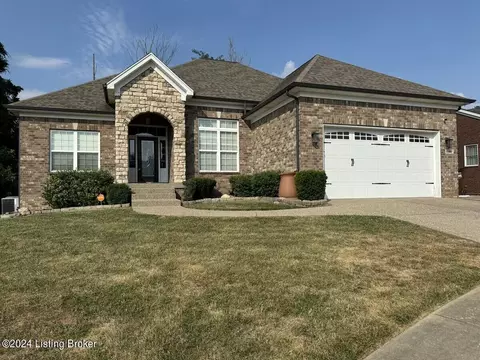 6307 Hollow Tree, Louisville, KY 40228