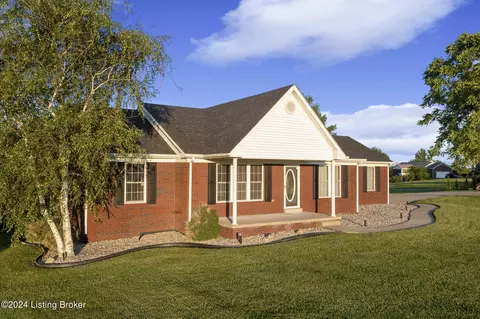 208 Autumn Dr, Taylorsville, KY 40071