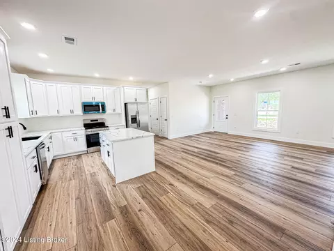 326 Meadowview Estates Rd, Clarkson, KY 42726 photo 4