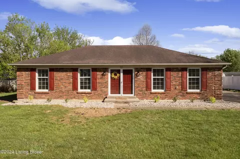 5015 Garden Dr, Shepherdsville, KY 40165