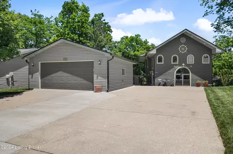Exterior - 129 Bluffside Dr, Sparta, KY 41086 photo 5 of 6