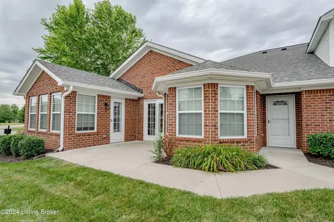 5207 Valkyrie Way, Louisville, KY 40272