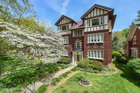 2111 Boulevard Napoleon #3, Louisville, KY 40205