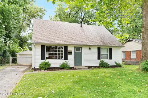 3307 Emerald Dr, Louisville, KY 40299
