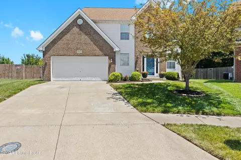 6931 Woodhaven Place Dr, Louisville, KY 40228