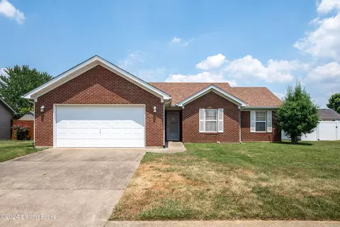 216 Savannah Nicole Rd, Jeffersonville, IN 47130