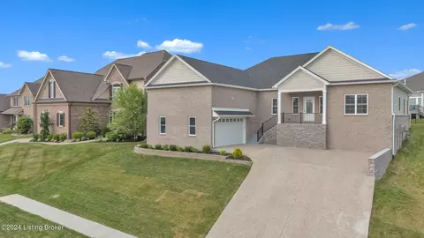 1810 Meremont Ridge Rd, Louisville, KY 40245