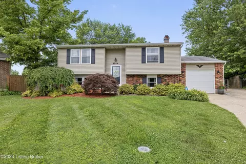 8204 Sealston Dr, Louisville, KY 40228