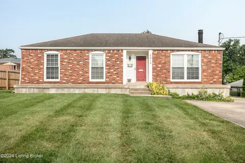 2510 Paddock Ct, Louisville, KY 40216