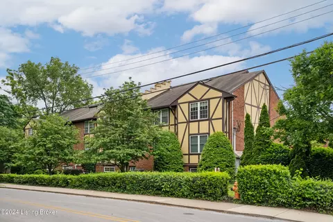 2300 Dundee Rd #15, Louisville, KY 40205