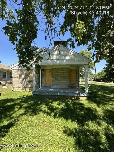 2111 East Ln, Louisville, KY 40216