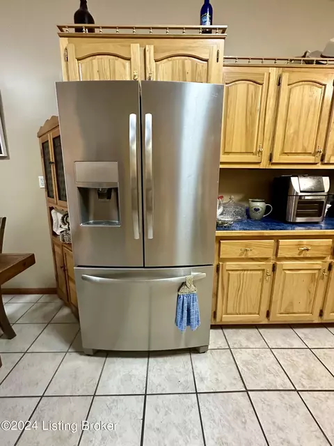 Kitchen - 1380 Buck Knobs Rd, Ekron, KY 40117 photo 6 of 8
