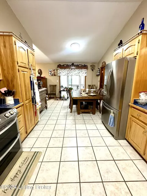 Kitchen - 1380 Buck Knobs Rd, Ekron, KY 40117 photo 3 of 8
