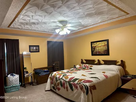 Bedroom - 1380 Buck Knobs Rd, Ekron, KY 40117 photo 6 of 9