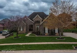 18717 Willington Cir, Louisville, KY 40245